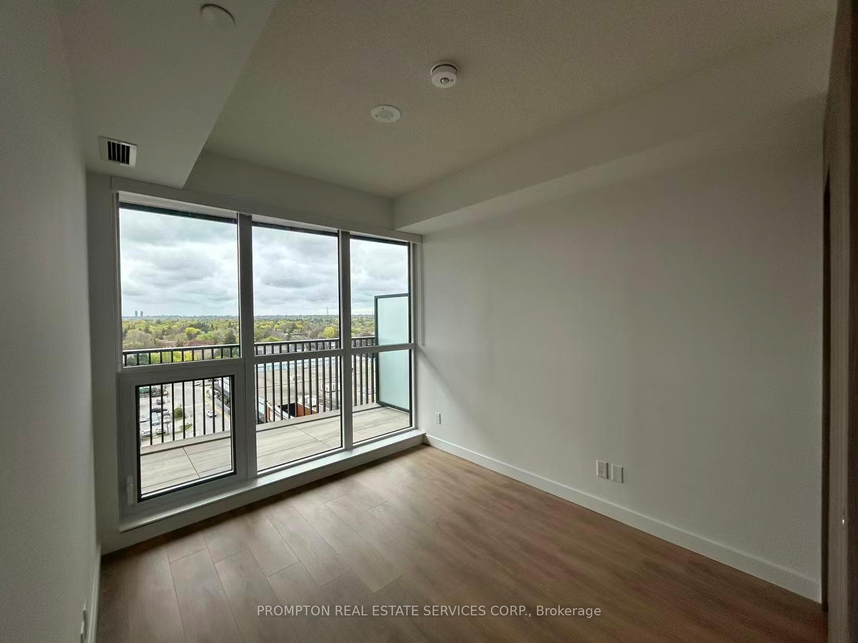 68 Esther Shiner Boulevard Unit 910 photo 16