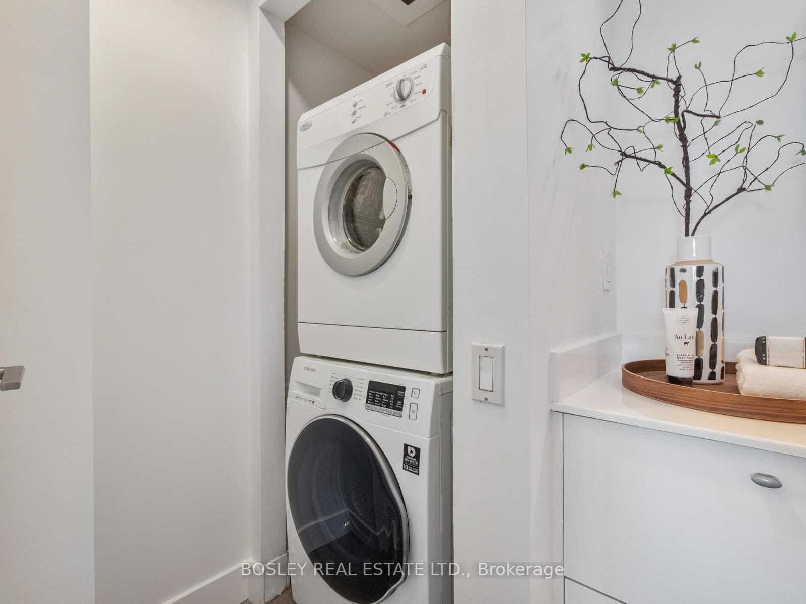 1048 Broadview Avenue Unit TH 1 photo 28