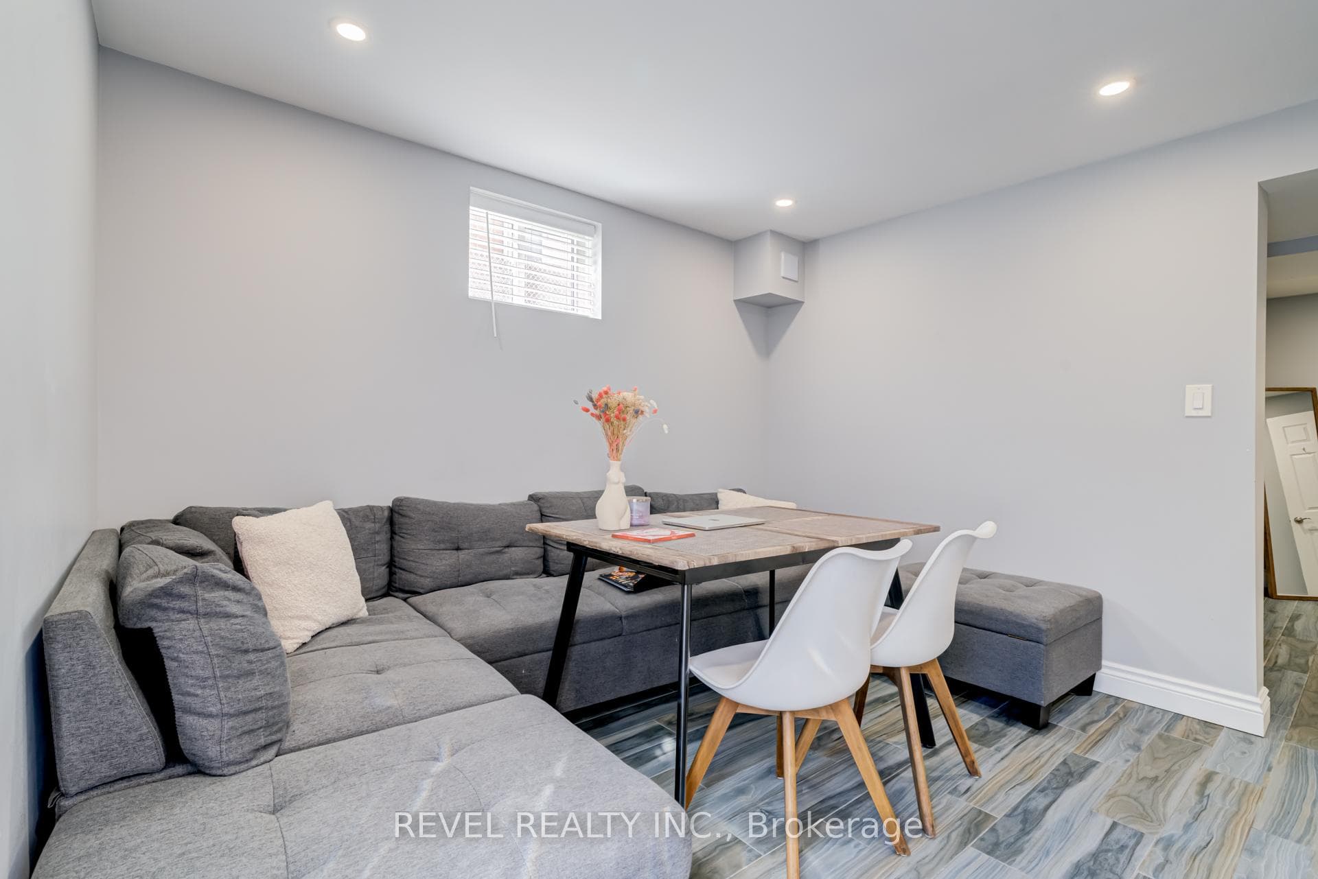 524 Fergo Avenue photo 32