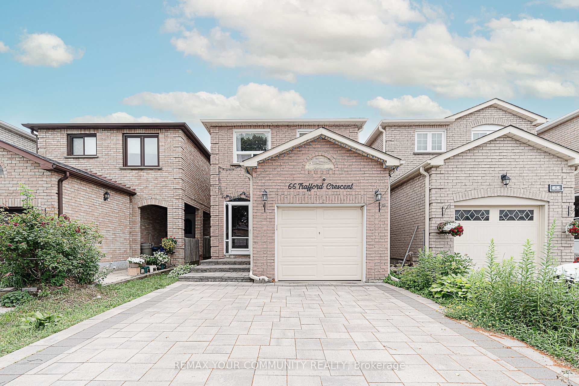 66 Trafford Crescent photo 3