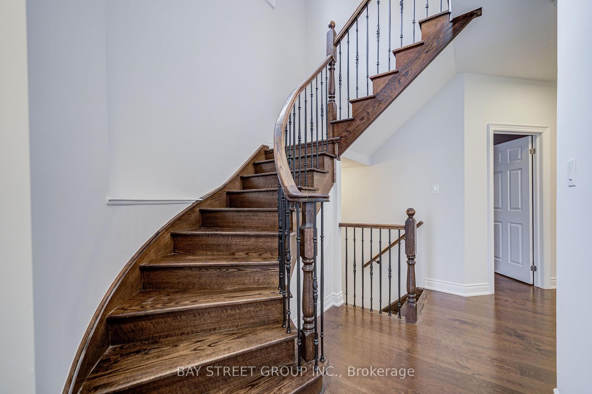 614 Baker Hill Boulevard photo 4