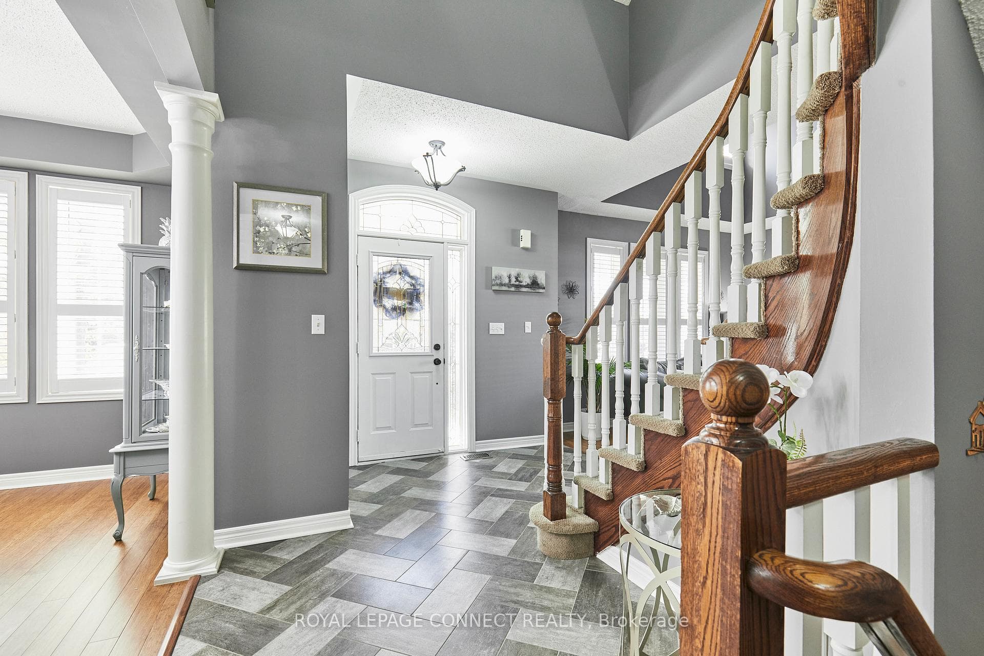 133 Vipond Road photo 6