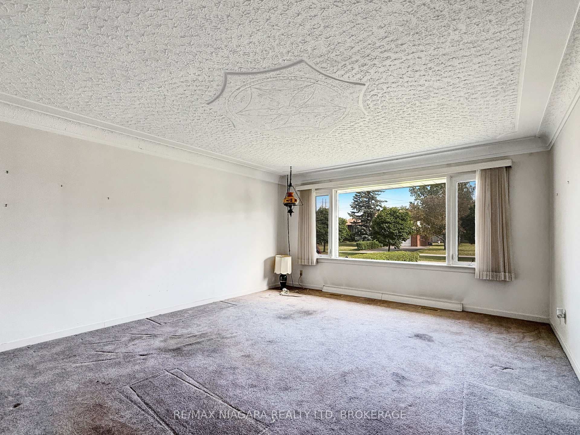 232 Walden Boulevard photo 18