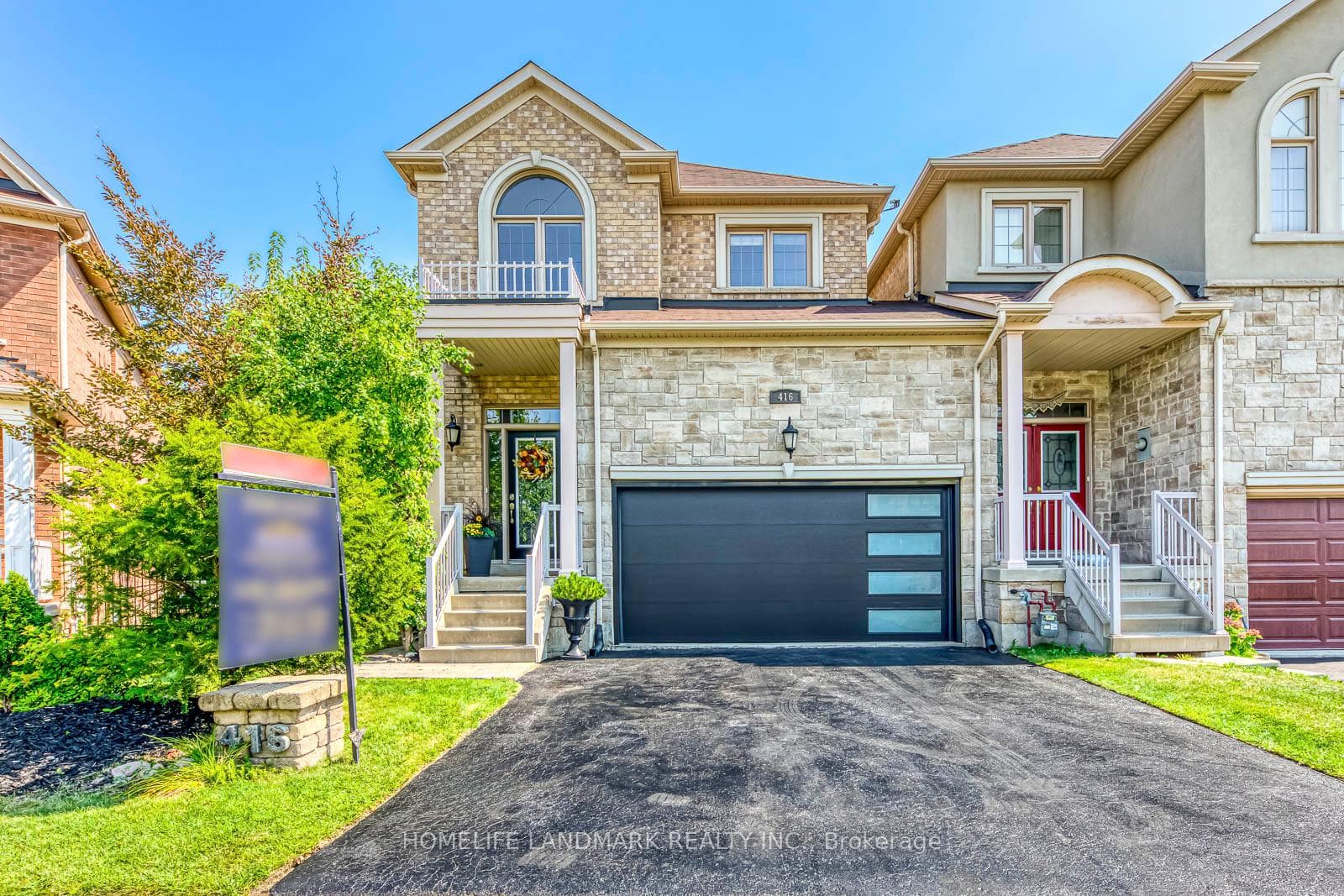 416 Spring Blossom Crescent photo 1