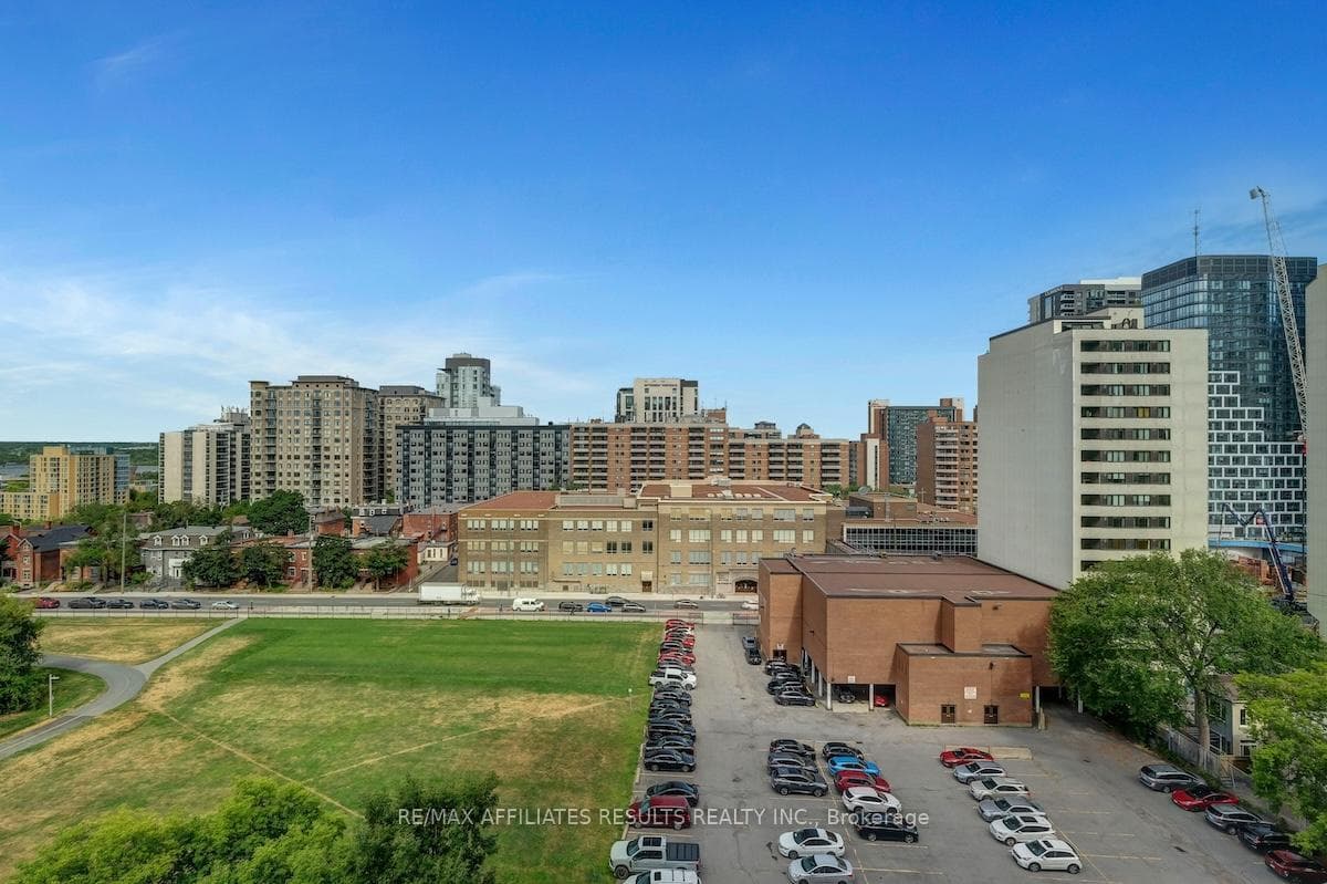 500 Laurier Avenue Unit 1103 photo 34