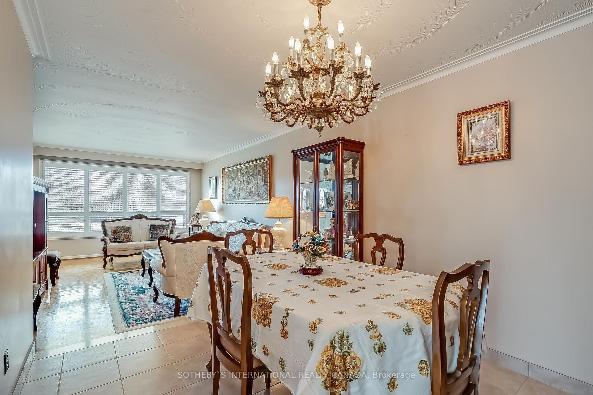 160 Spenvalley Drive photo 5