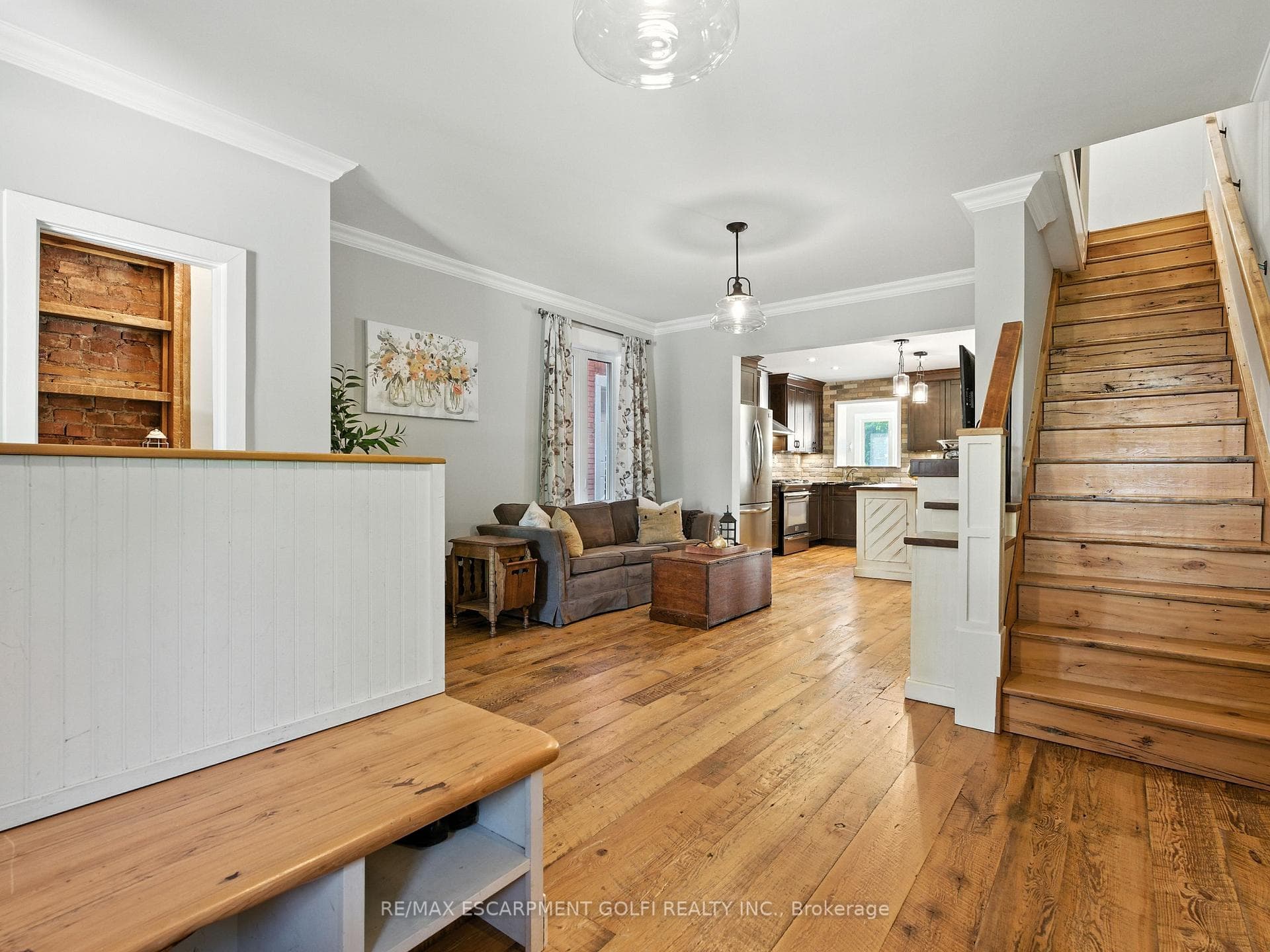 284 Cumberland Avenue photo 4