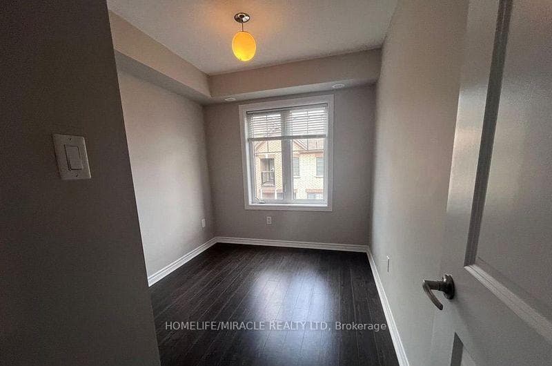 103 Frederick Wilson Avenue photo 7