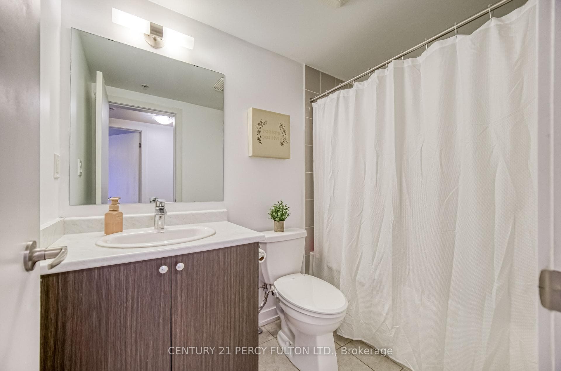 1555 Kingston Road Unit 504 photo 20