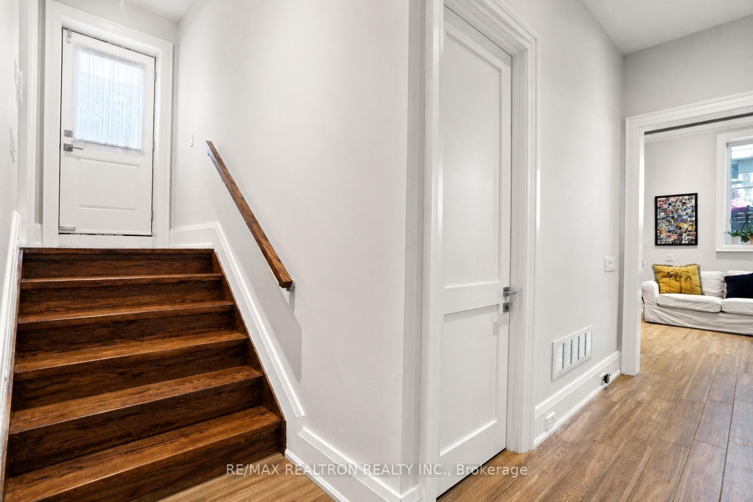 52 Carmichael Avenue photo 35