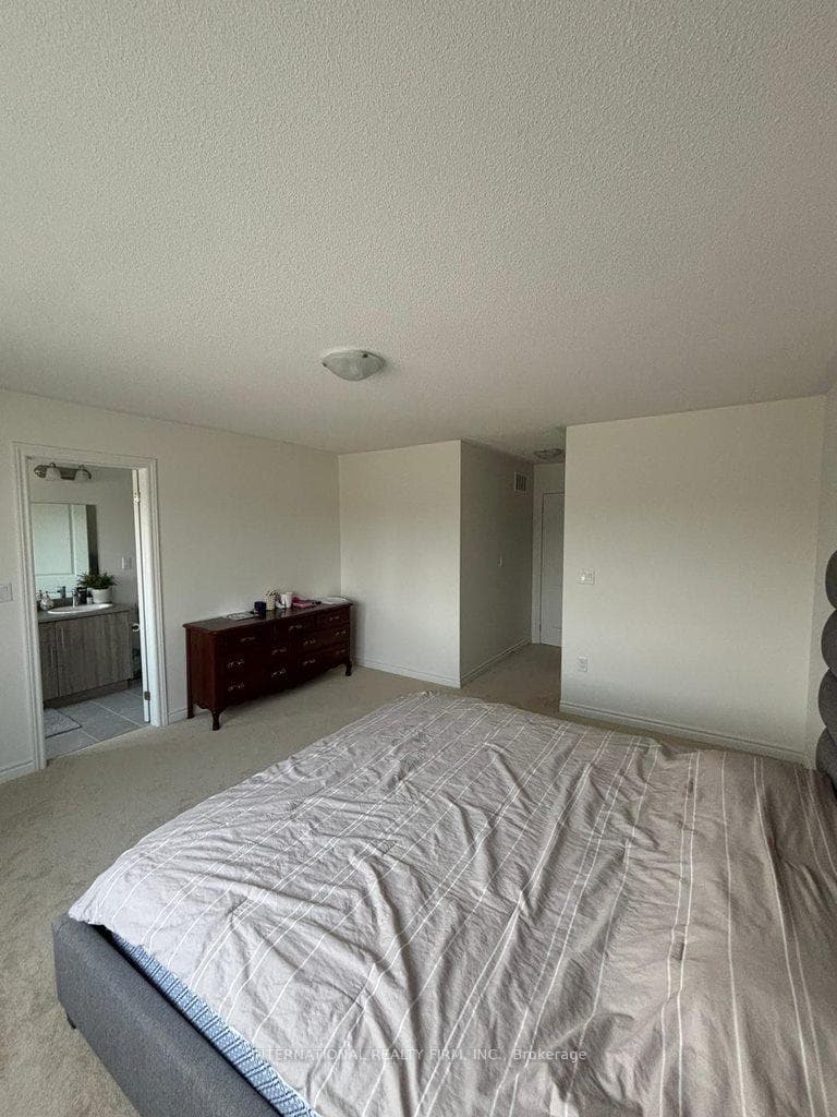 159 Shepherd Drive photo 8