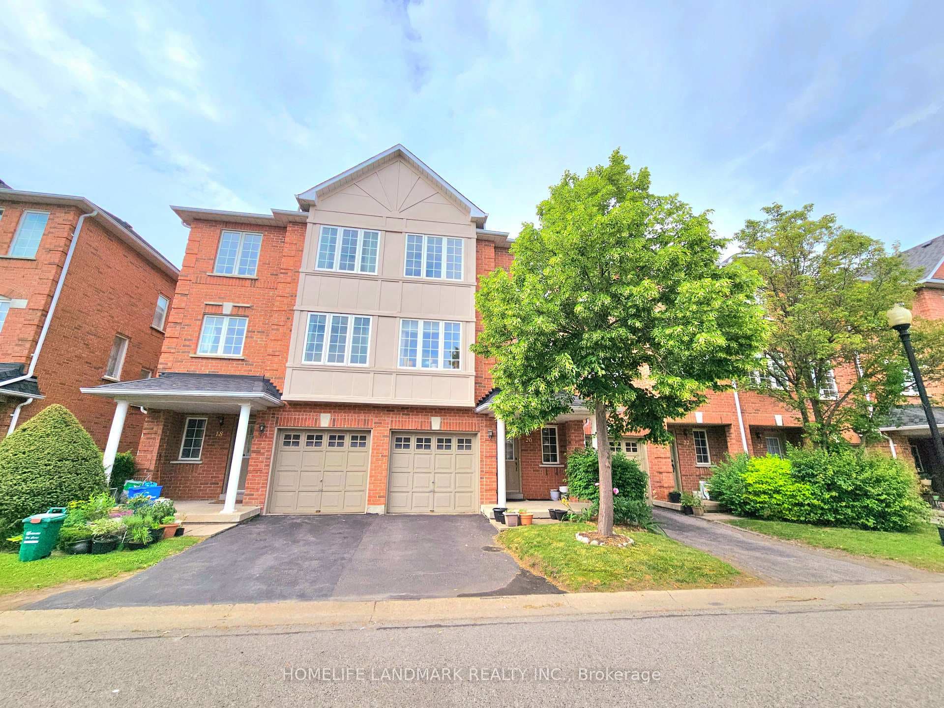 20 Interlacken Way photo 2