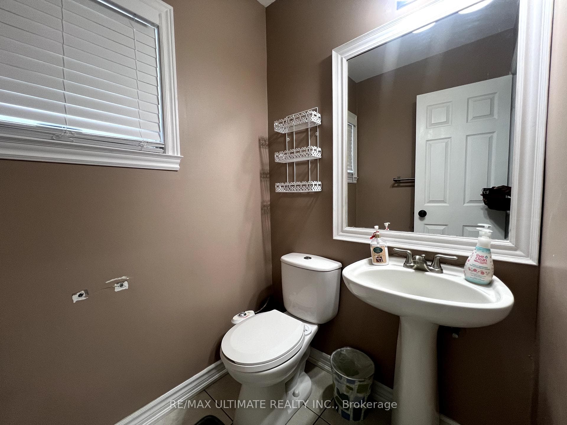 71 Kipling Place photo 11