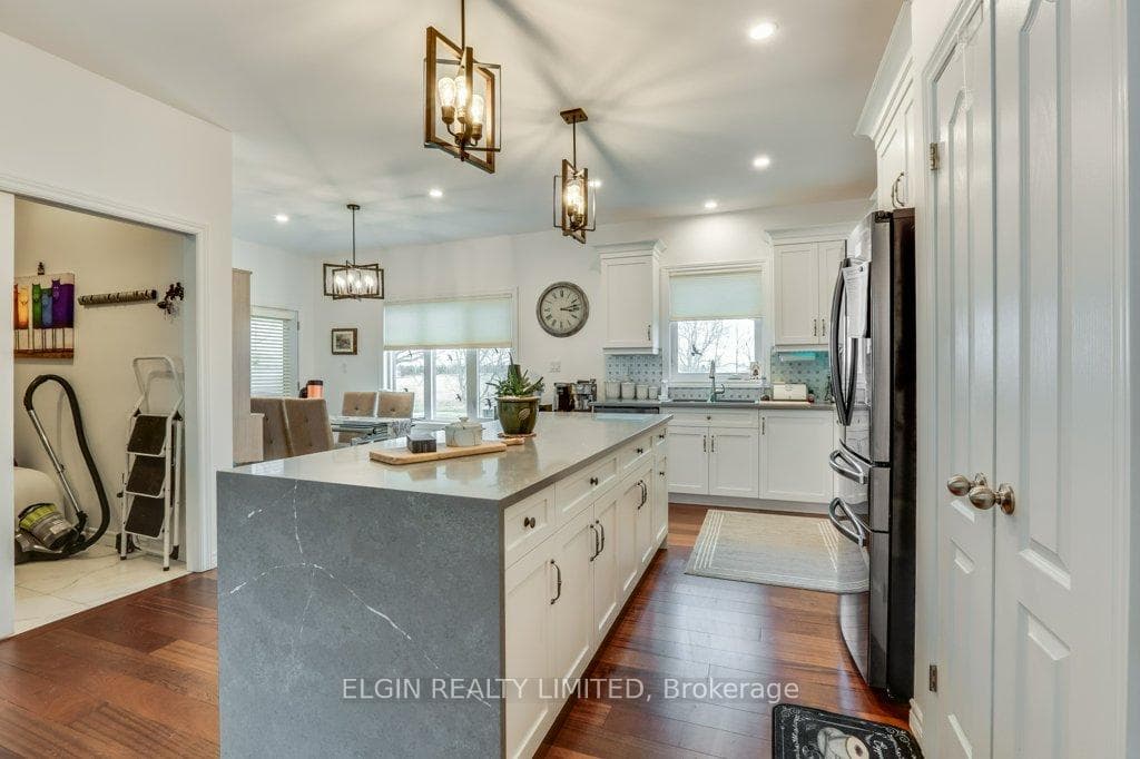 167 Elgin Street photo 14