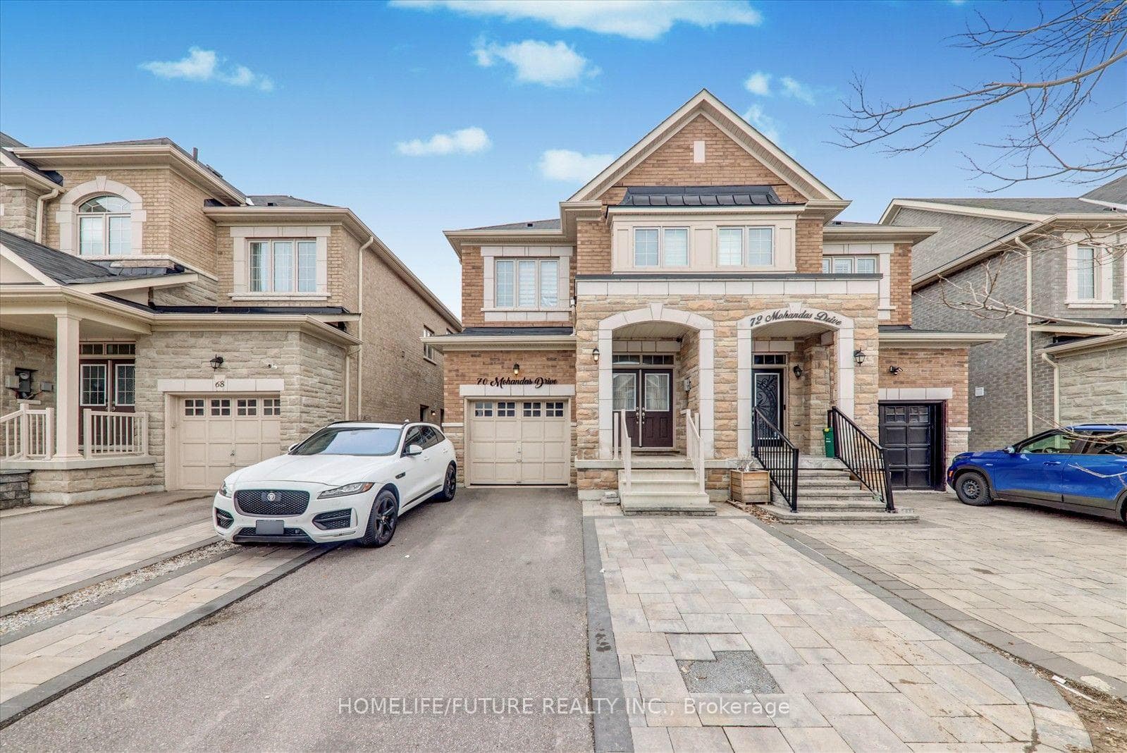 70 Mohandas Drive photo 1
