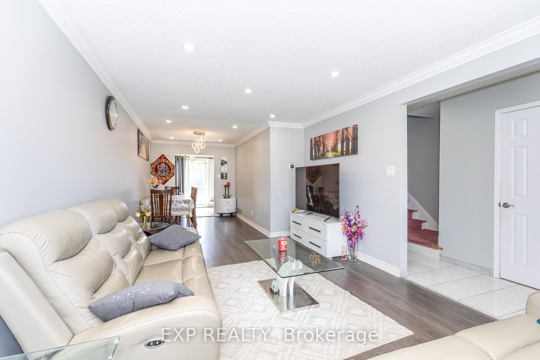 3270 Klaiman Drive photo 9