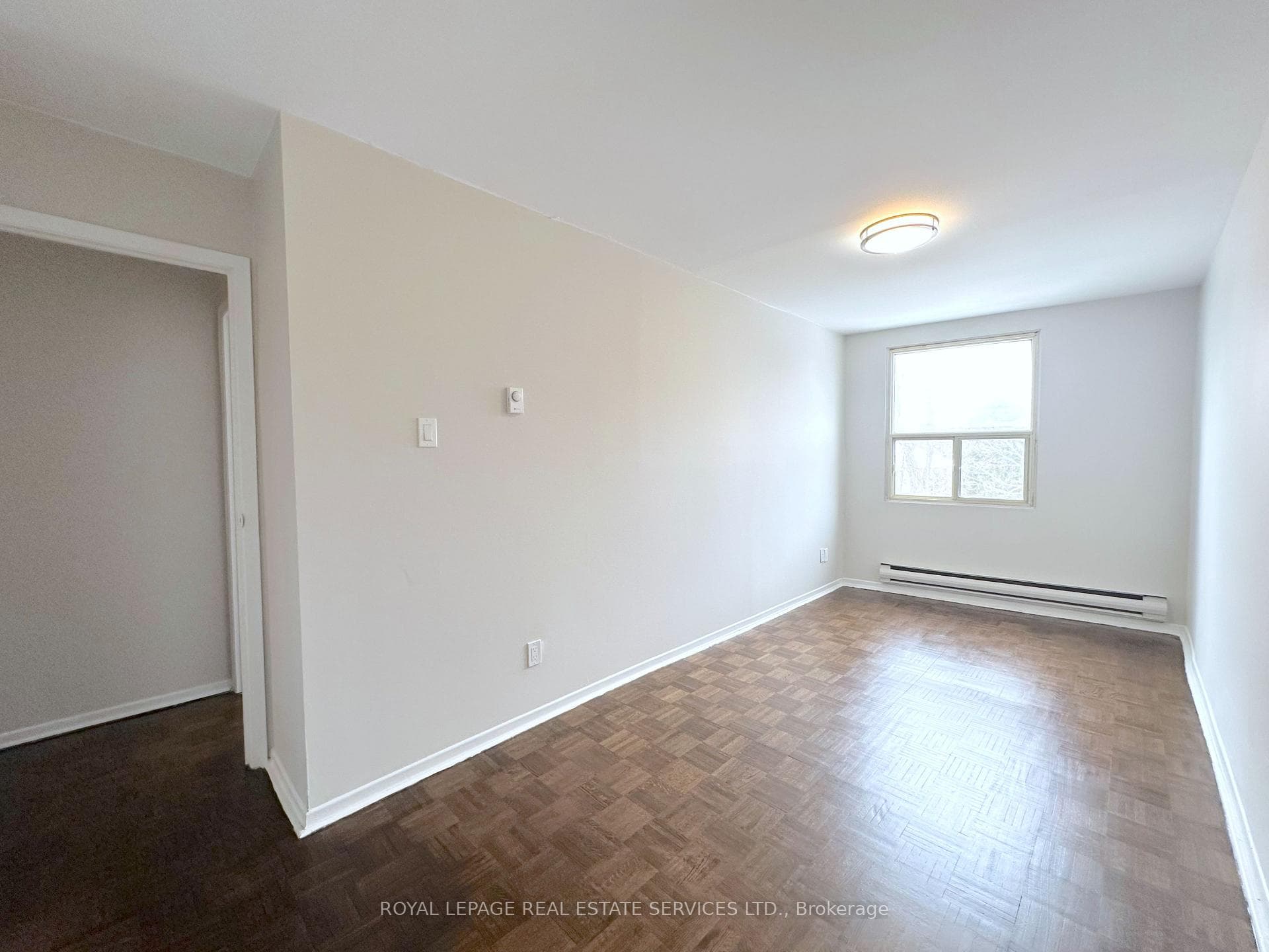 5062 Dundas Street Unit 2 photo 12