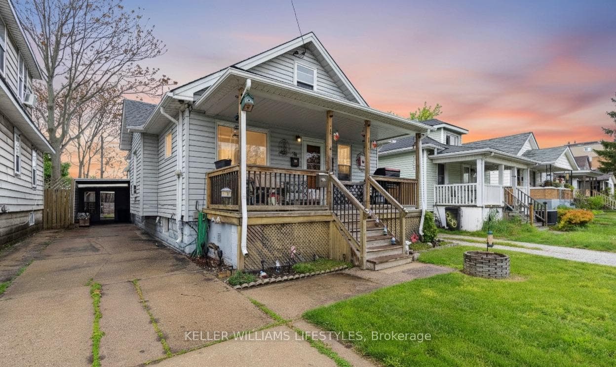 356 EXMOUTH Street photo 1