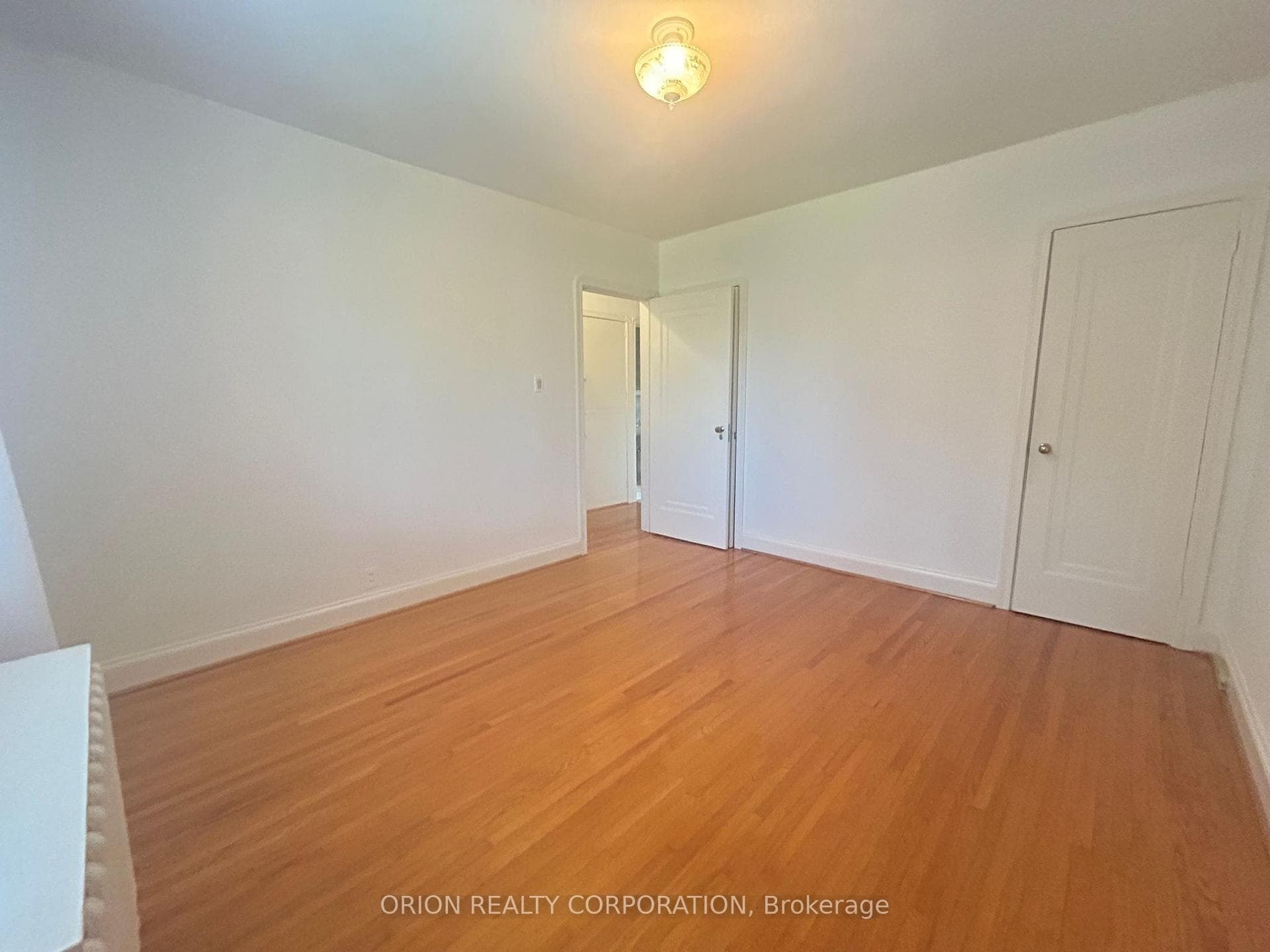 258 Viewmount Avenue photo 21