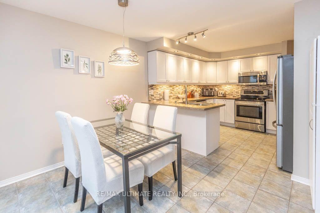 46 Beaumaris Crescent photo 7