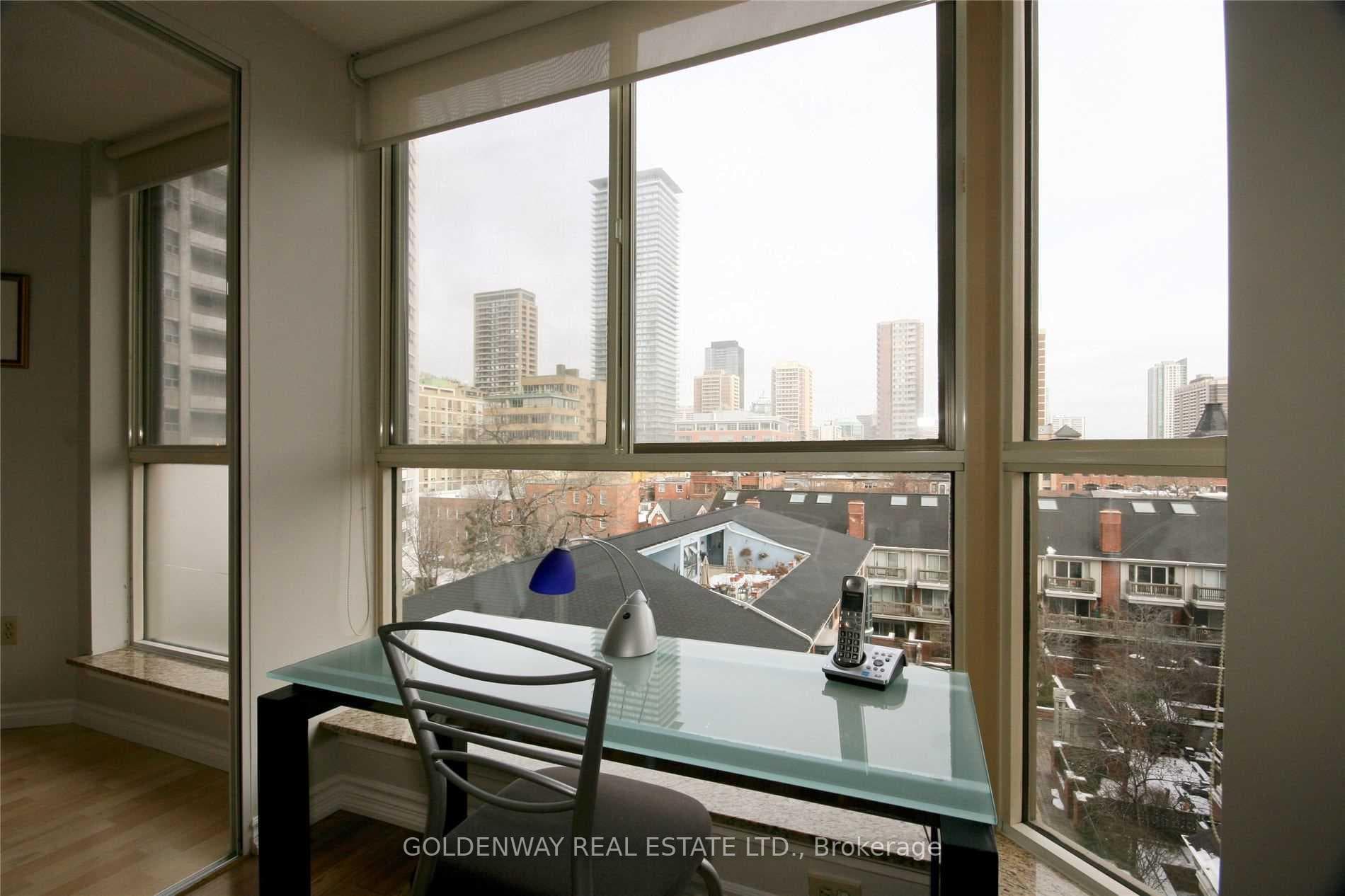 1055 Bay Street Unit 304 photo 6