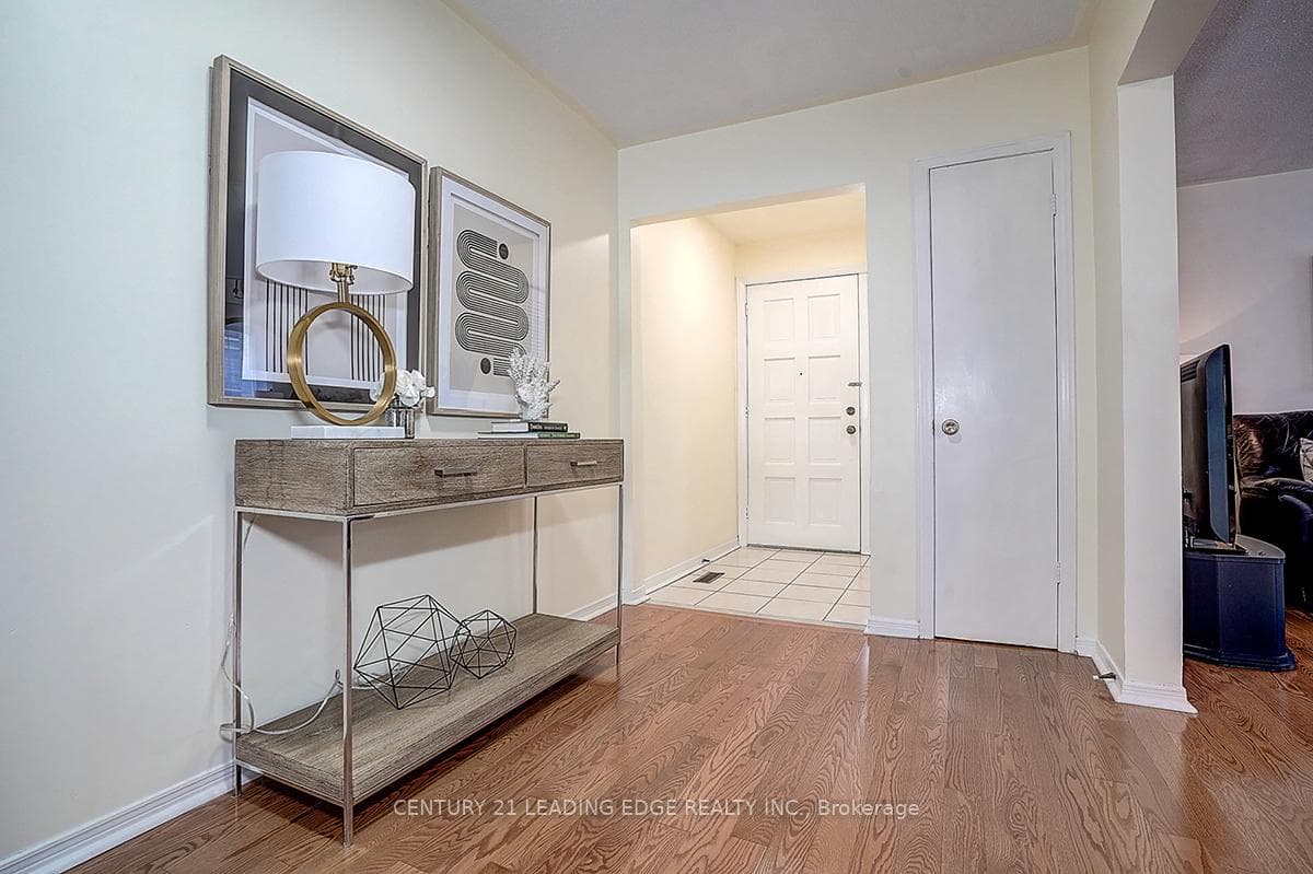 328 Chartland Boulevard photo 8