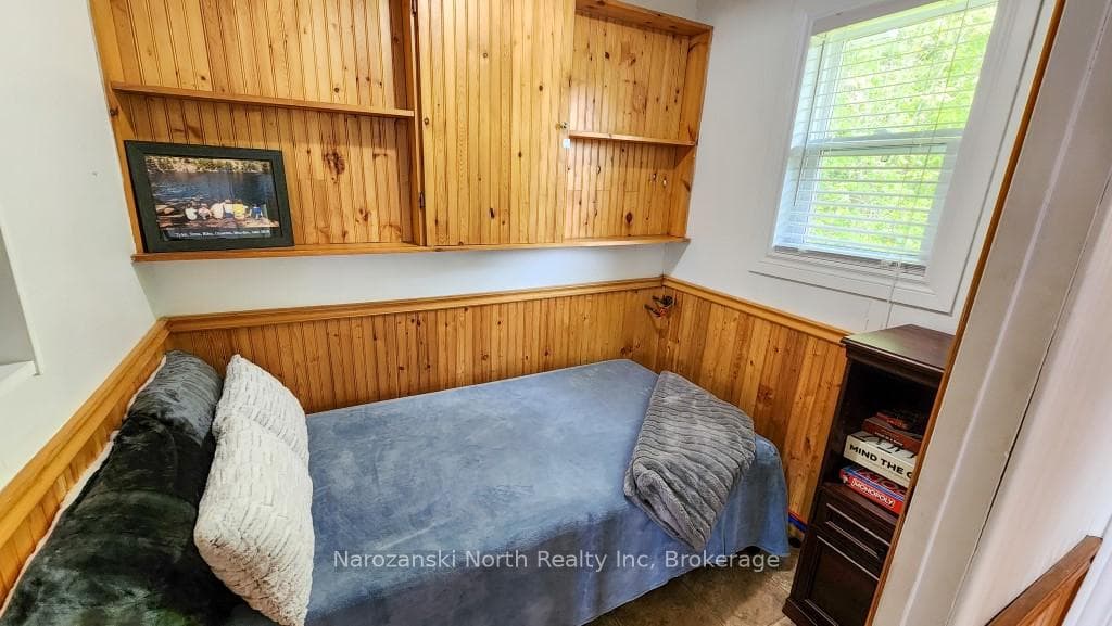 311 Turenne Road photo 10