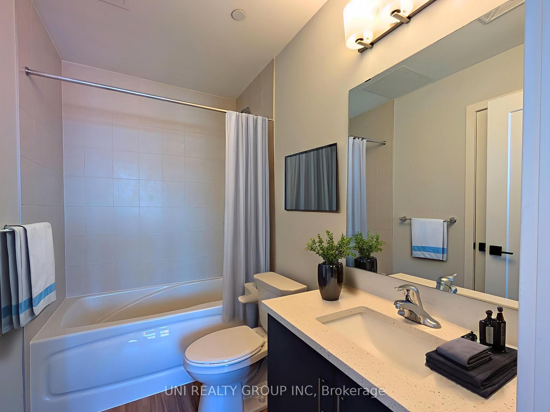 1350 Hemlock Road Unit 513 photo 40