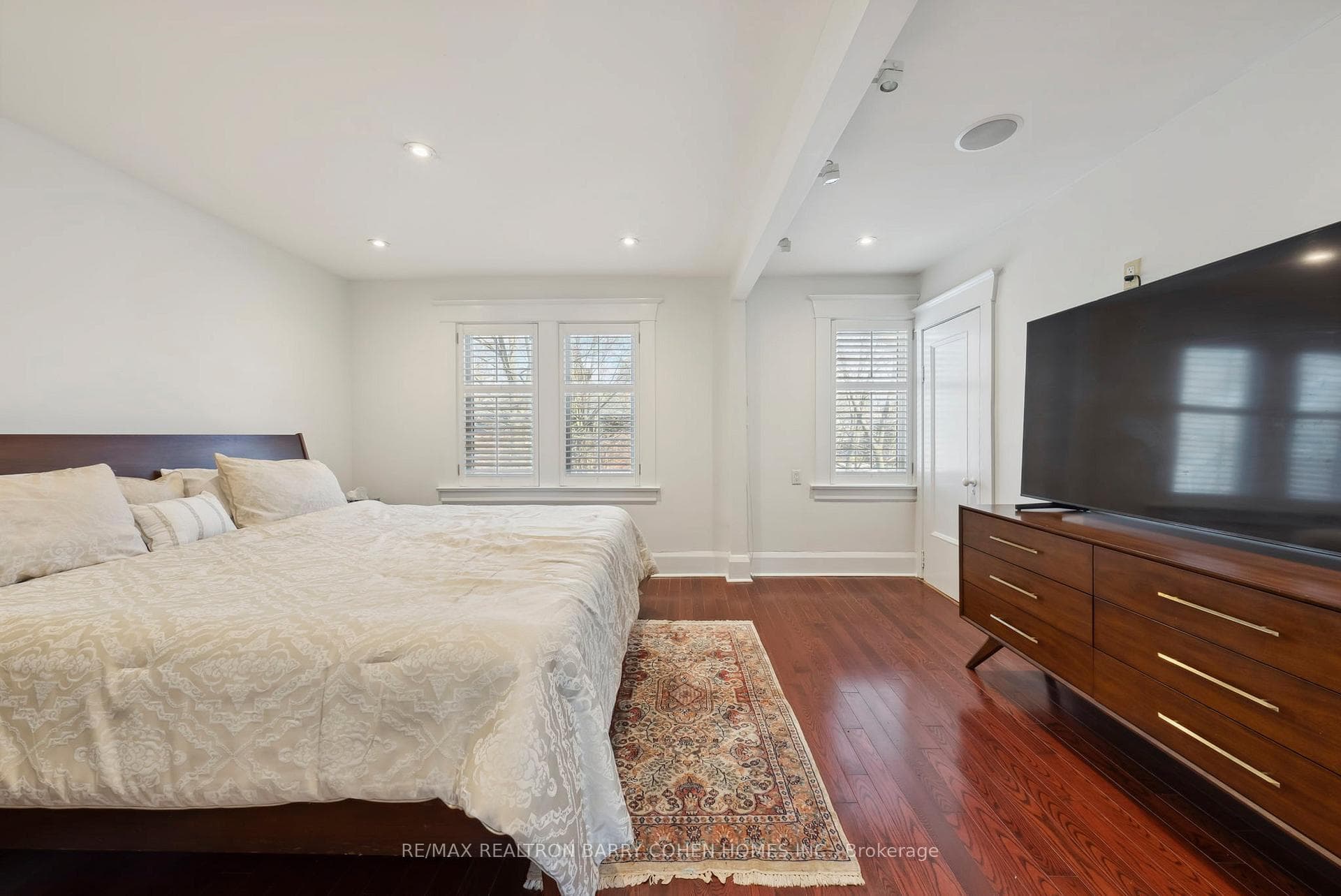 234 Heath Street photo 21