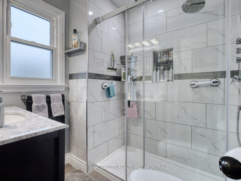 456 Geneva Street photo 19