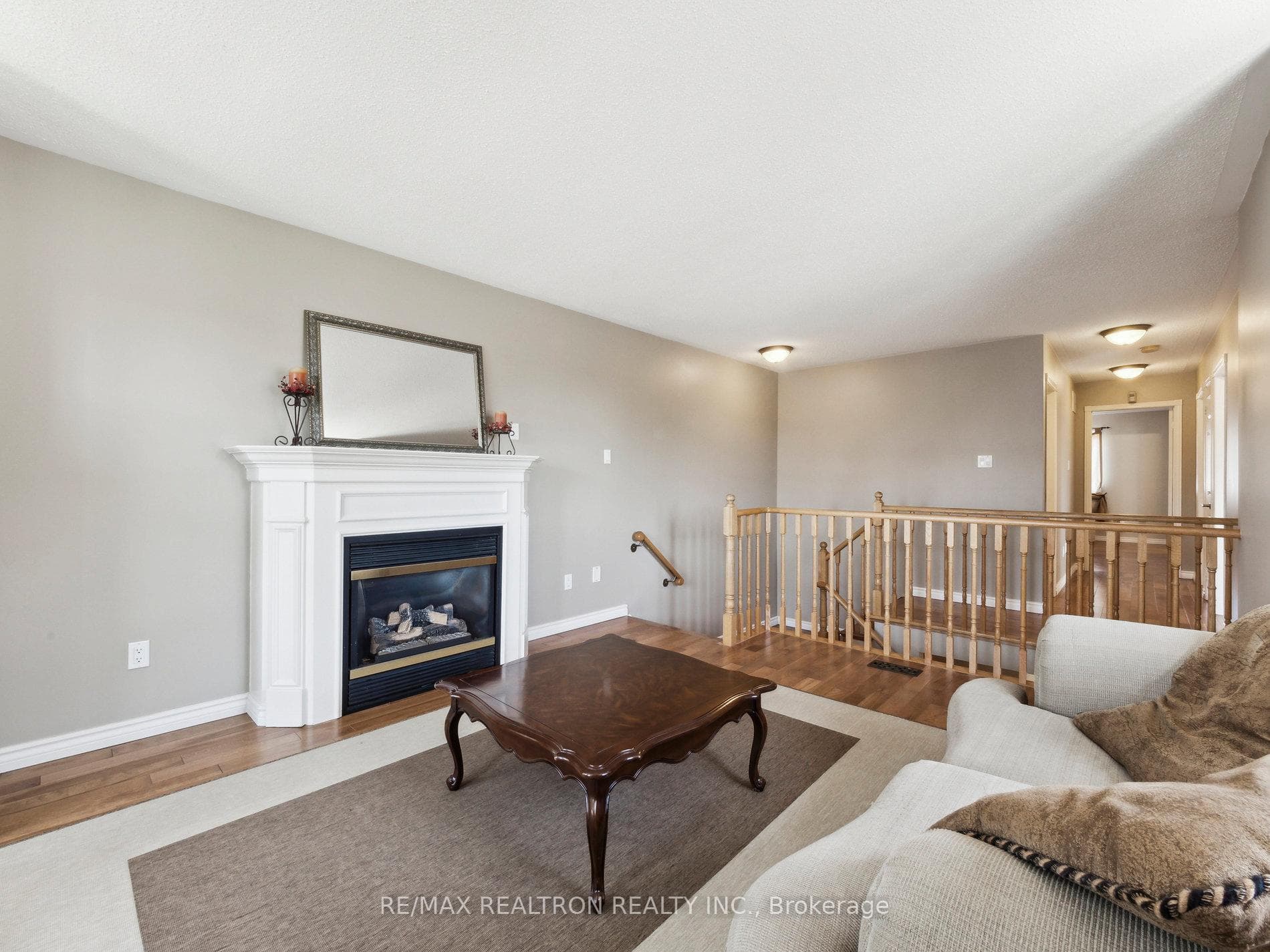 83 Long Island Crescent photo 18