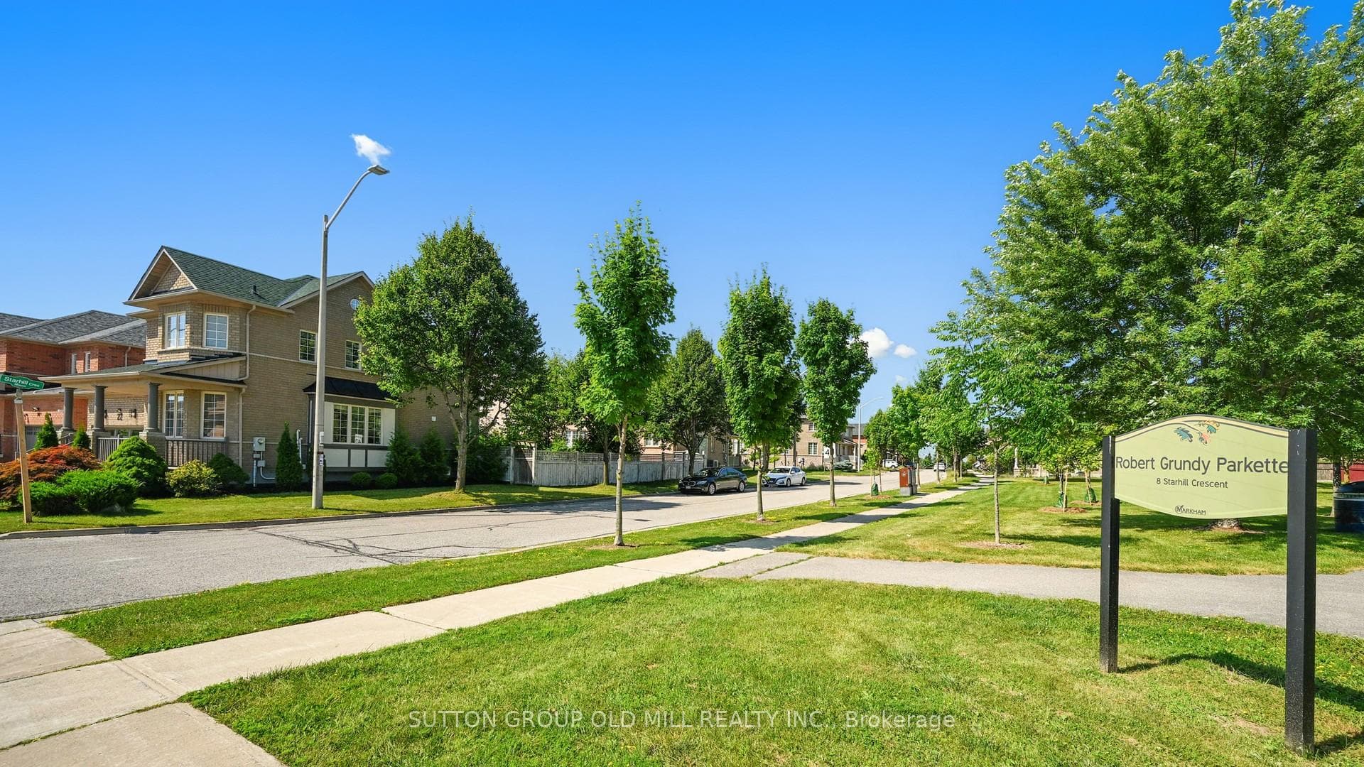 22 Nichols Boulevard photo 37