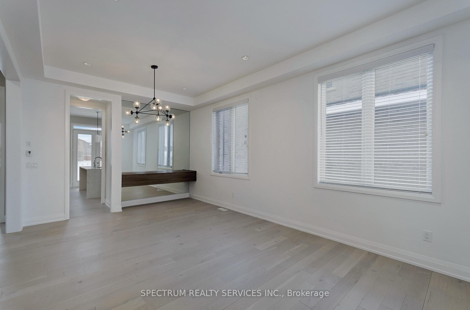 60 Crimson King Way photo 13