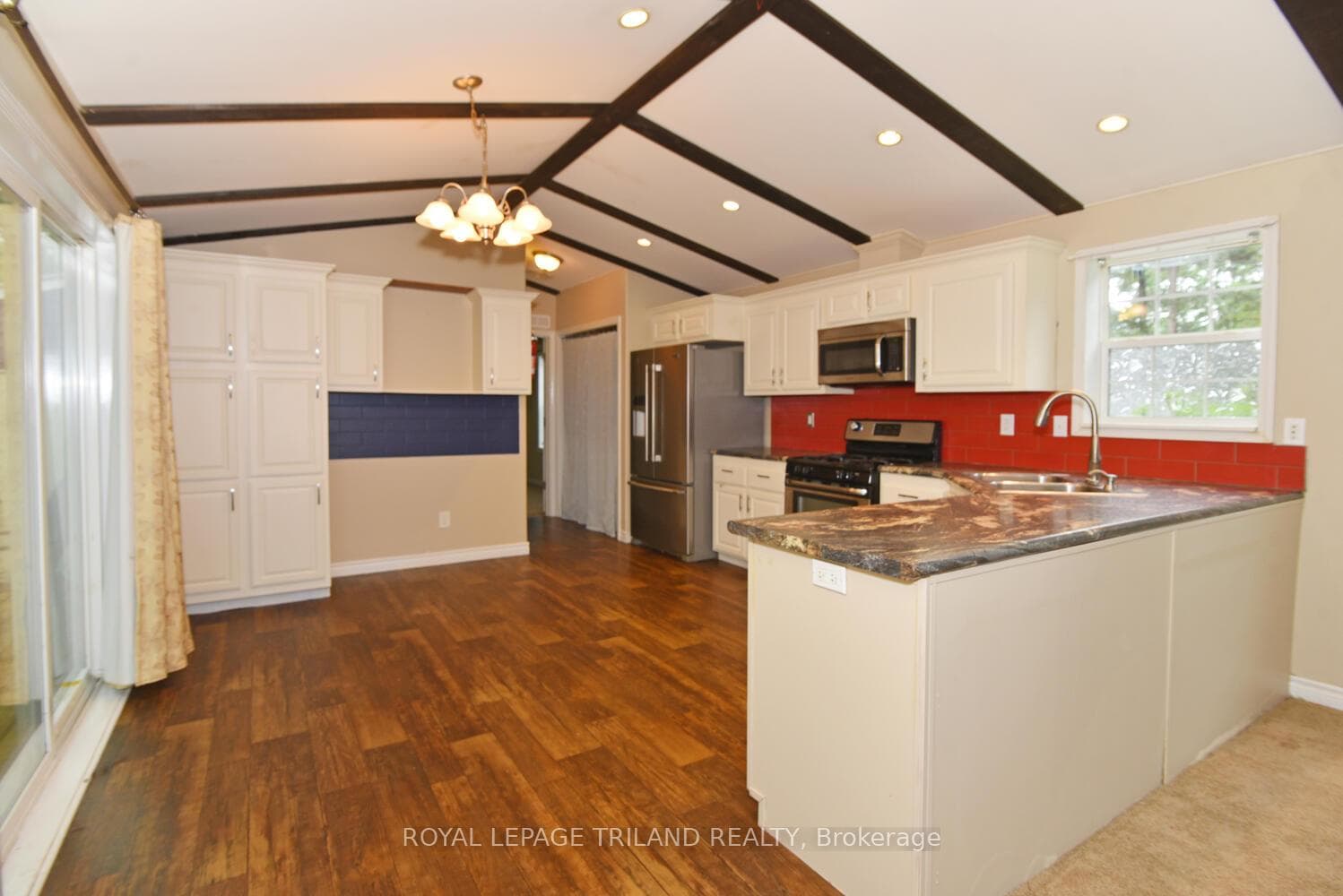 9826 Northville Crescent Unit 17 photo 13