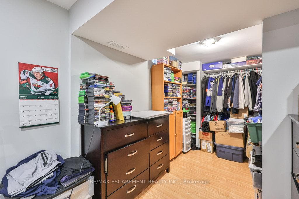 19 Deerpark Crescent photo 30