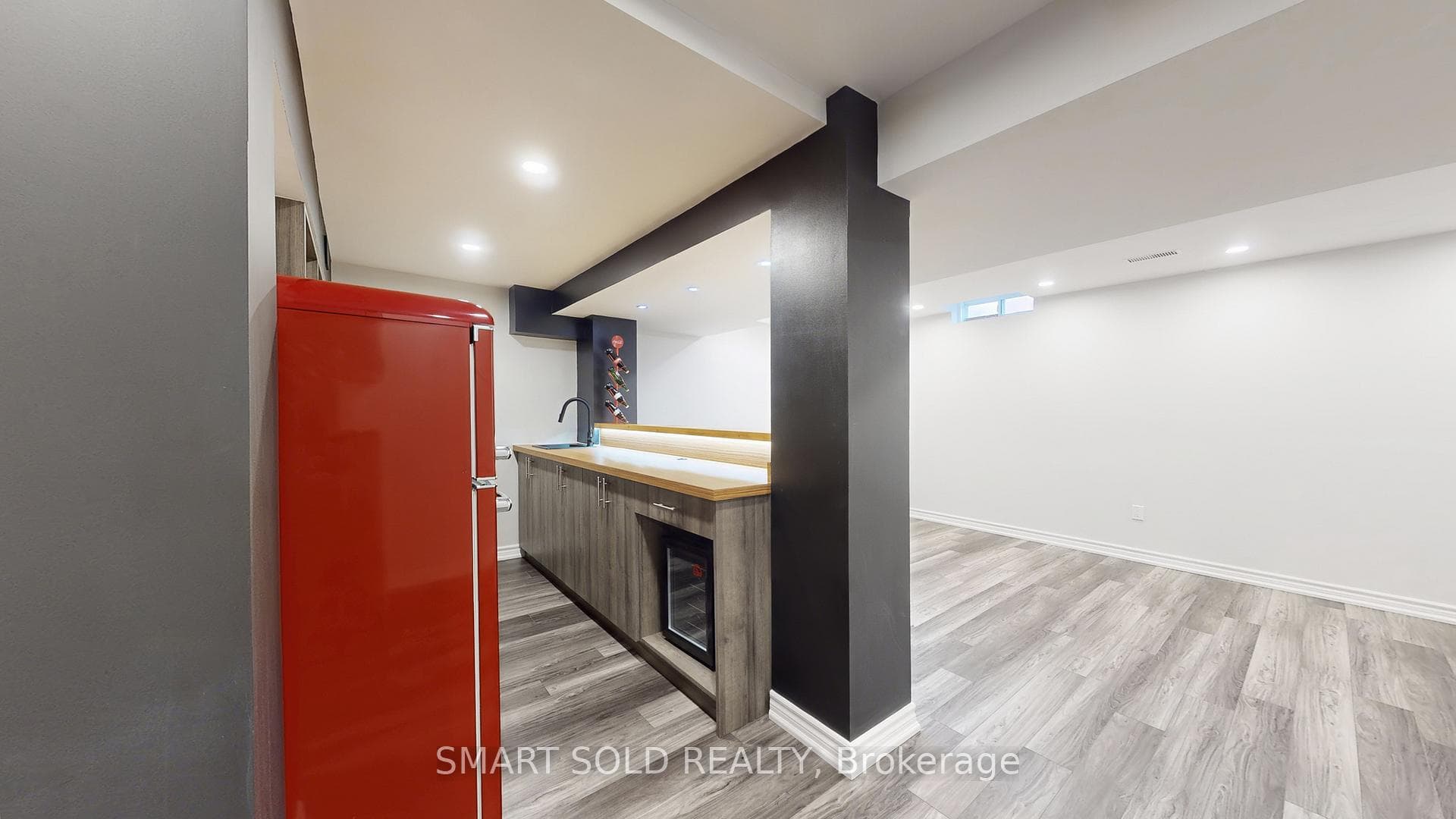 3 Manorwood Drive photo 40
