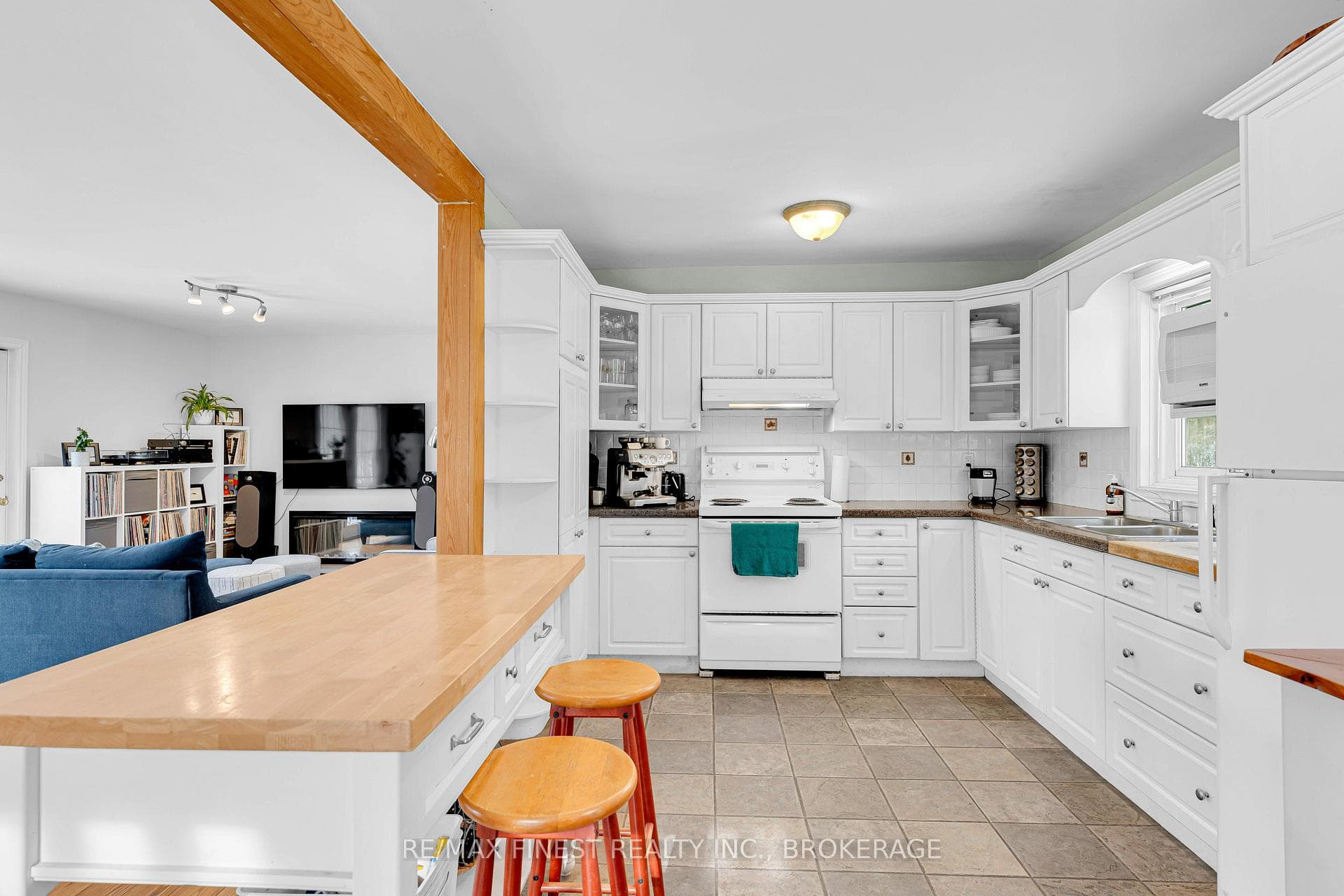9 Mallard Lane photo 21