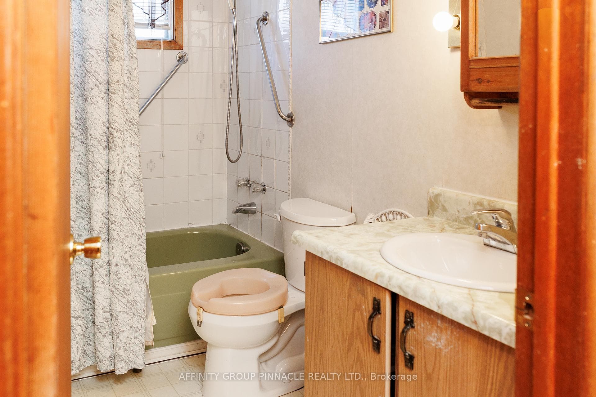 58 Bond Street photo 19