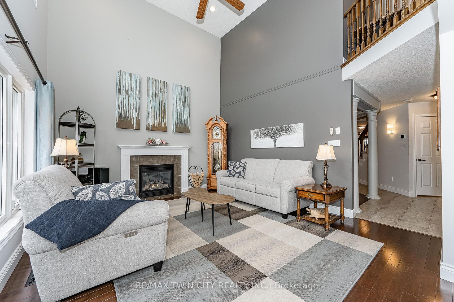22 West Tree Drive photo 11
