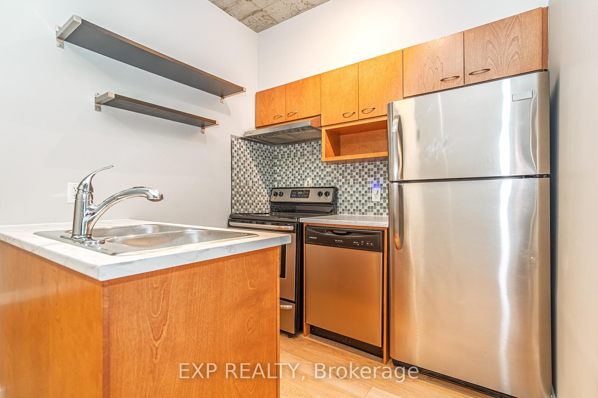179 George Street Unit 505 photo 5
