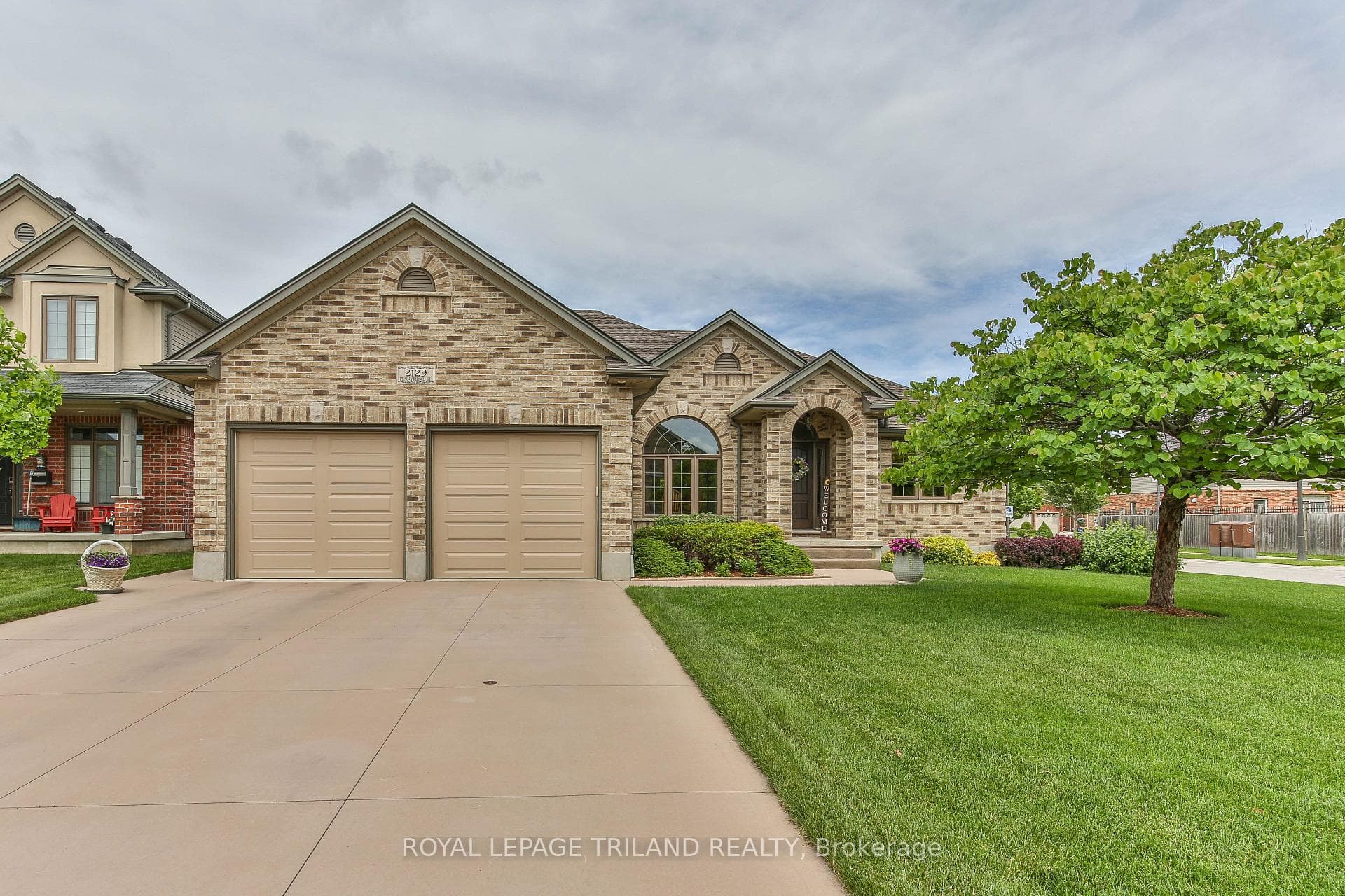 2129 PENNYROYAL Street photo 2