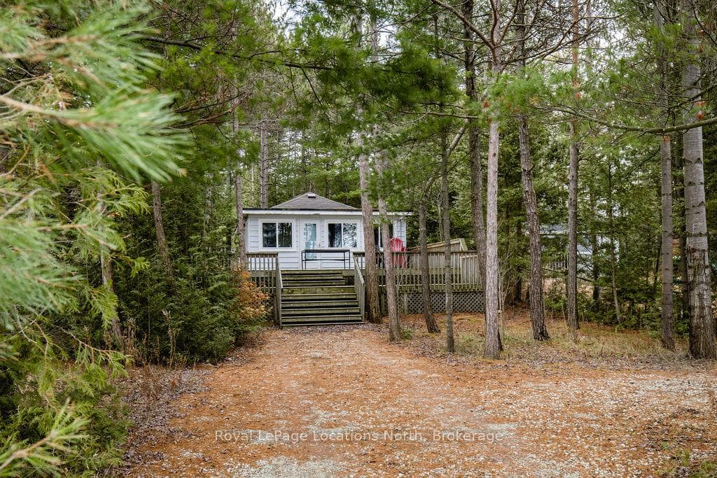 948 RIVER Road photo 4
