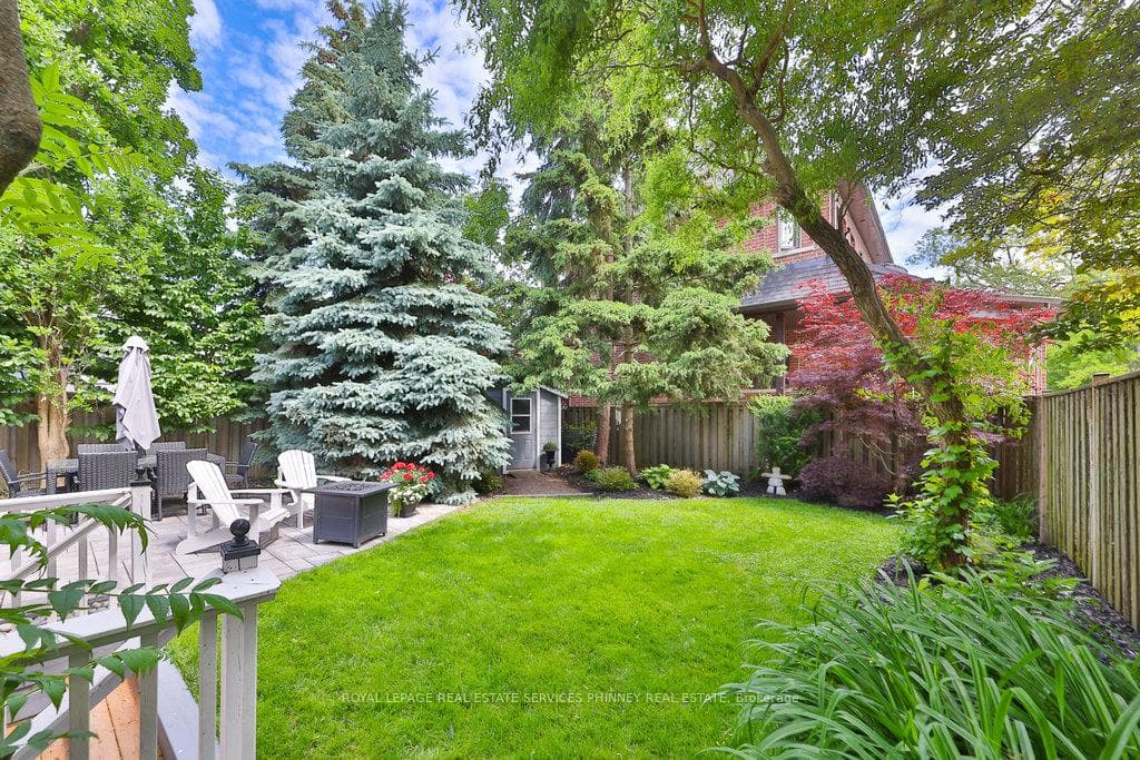 881 Goodwin Road photo 38
