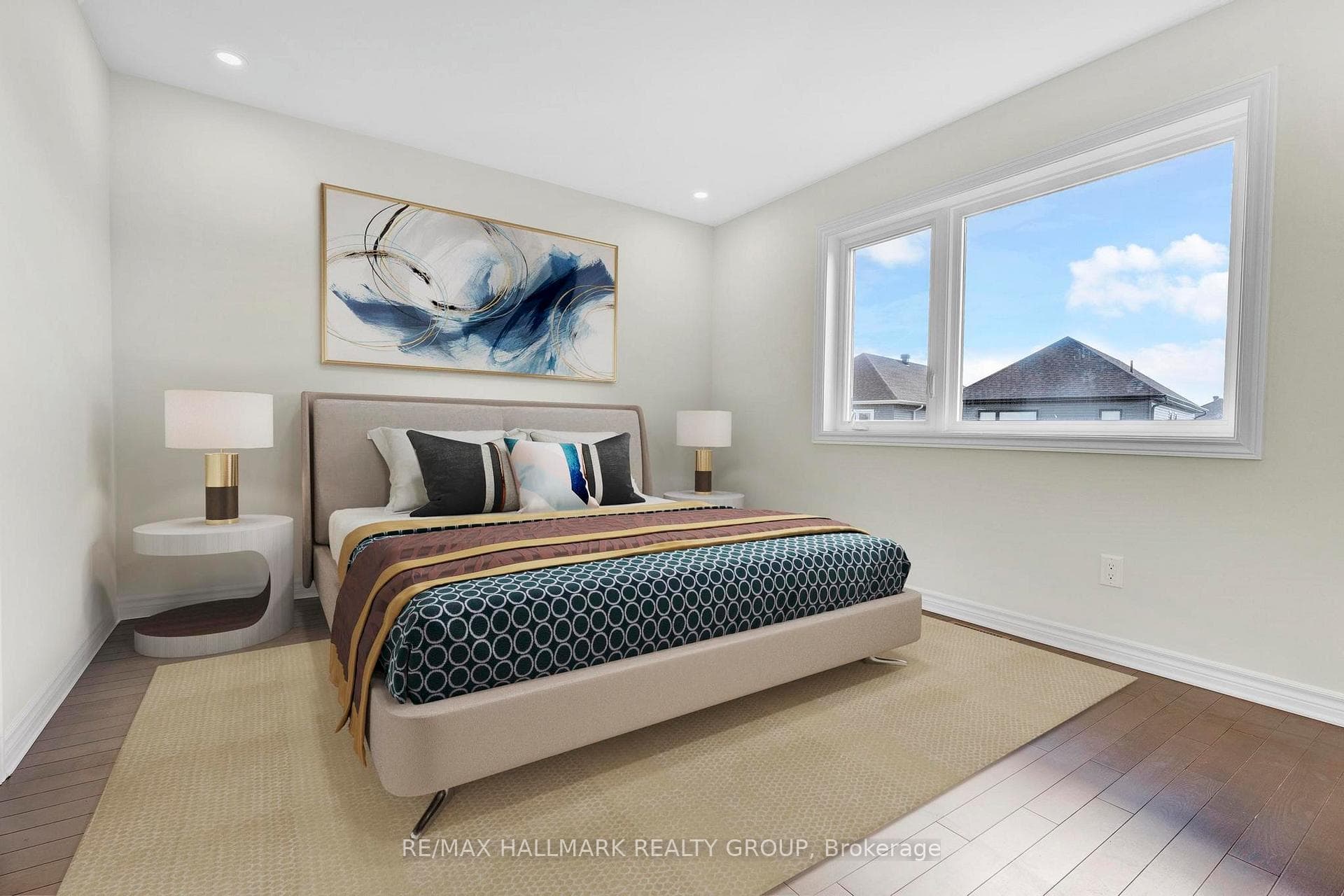 566 Cannes Crescent photo 17