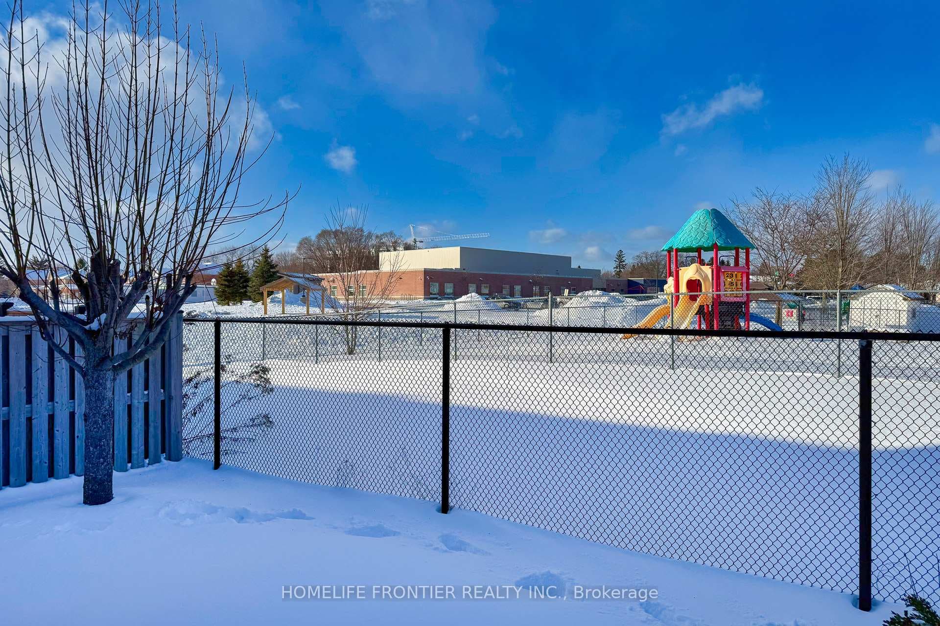 178 Miltrose Crescent photo 43