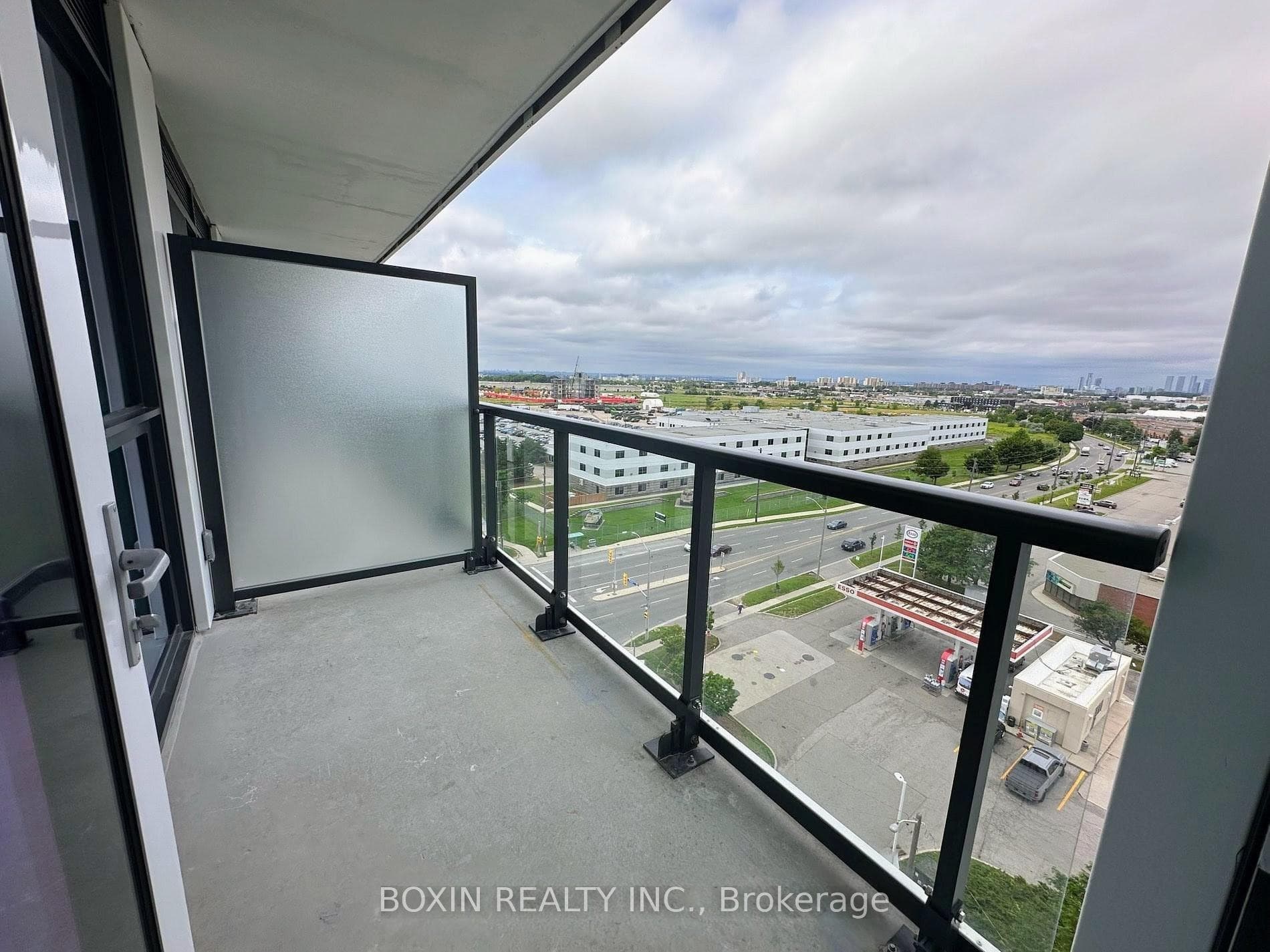 1100 Sheppard Avenue Unit 1129 photo 10