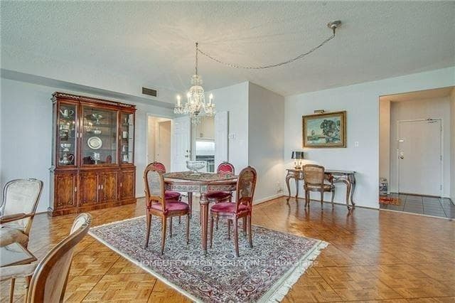 96 Fifeshire Road Unit Ph603 photo 4