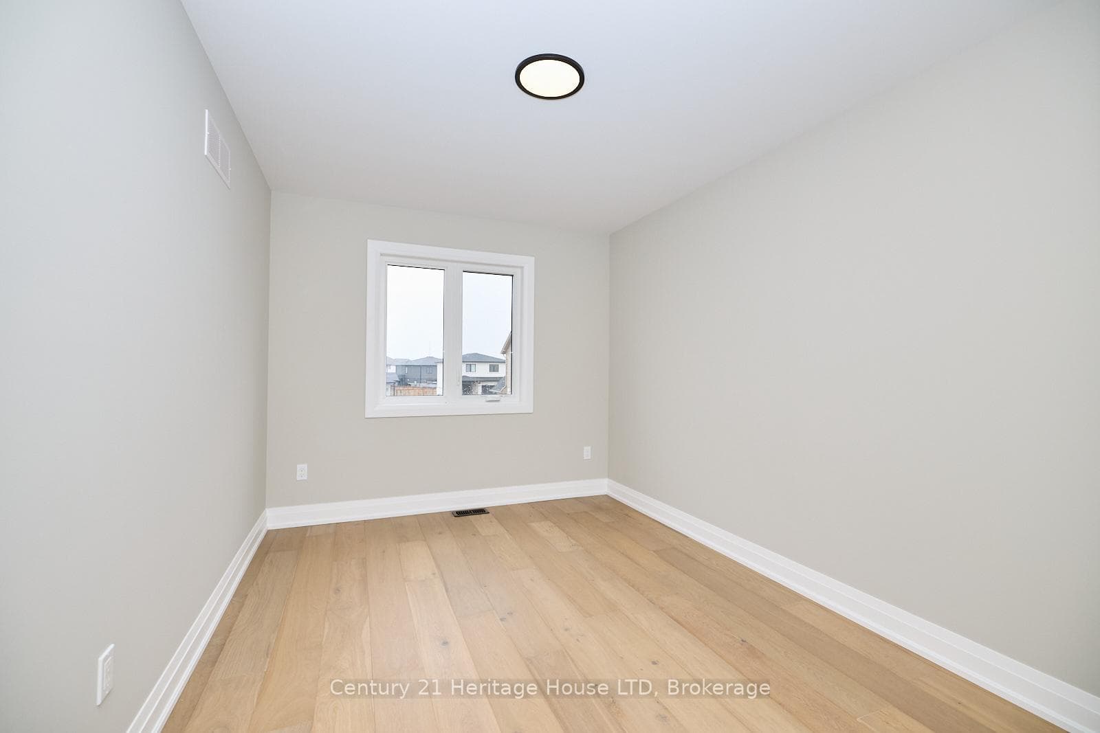 106 ELVIRA Way photo 20