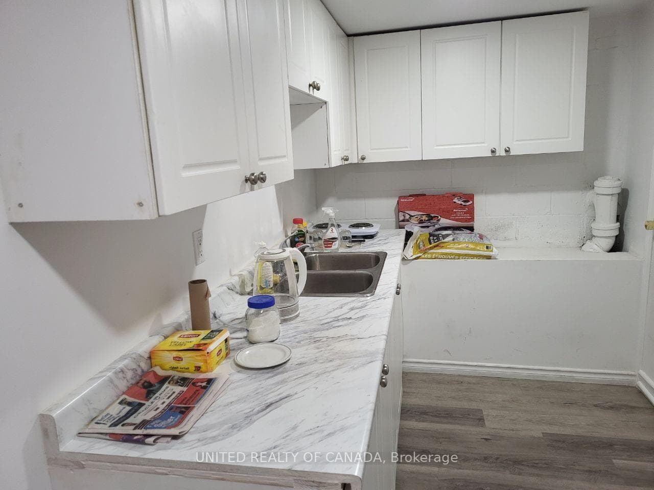 93 Wellington Street photo 15