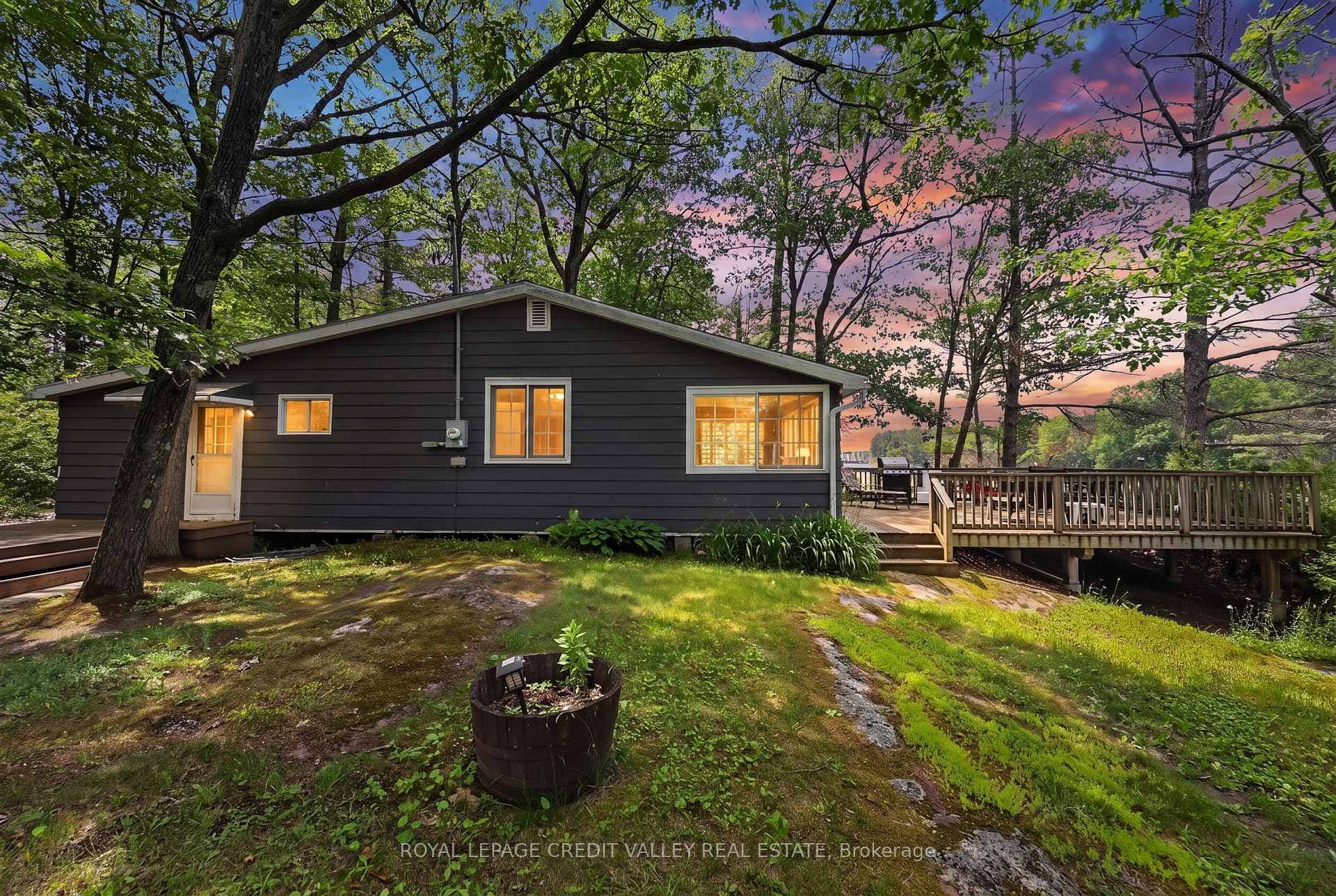 8128 Rama Road photo 1